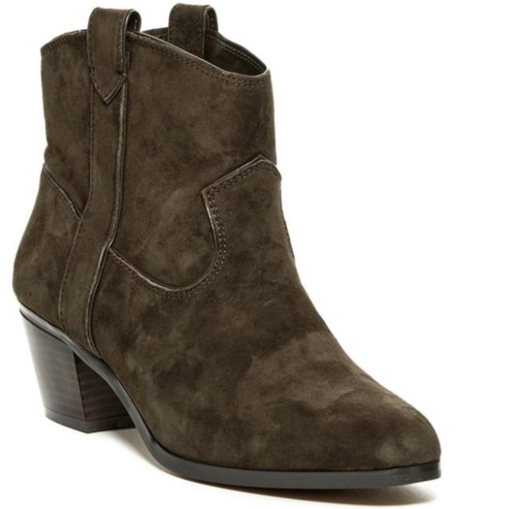 Vince Camuto VV-Hinge Italian olive suede ankle boot